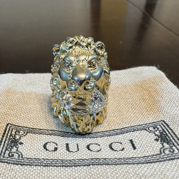 New Authentic Gucci Lion Head Ring Crystal Size XS / US 5.25 - Picture 1 of 10